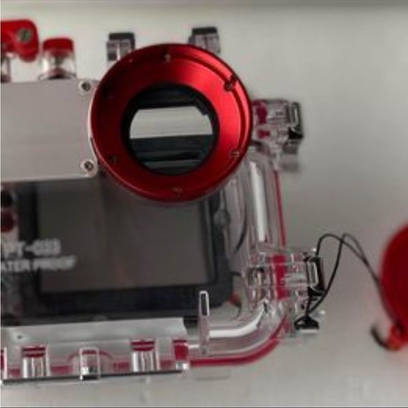 Olympus PT-033 waterproof underwater camera case for Olympus Stylus 720 SW - Picture 8 of 9